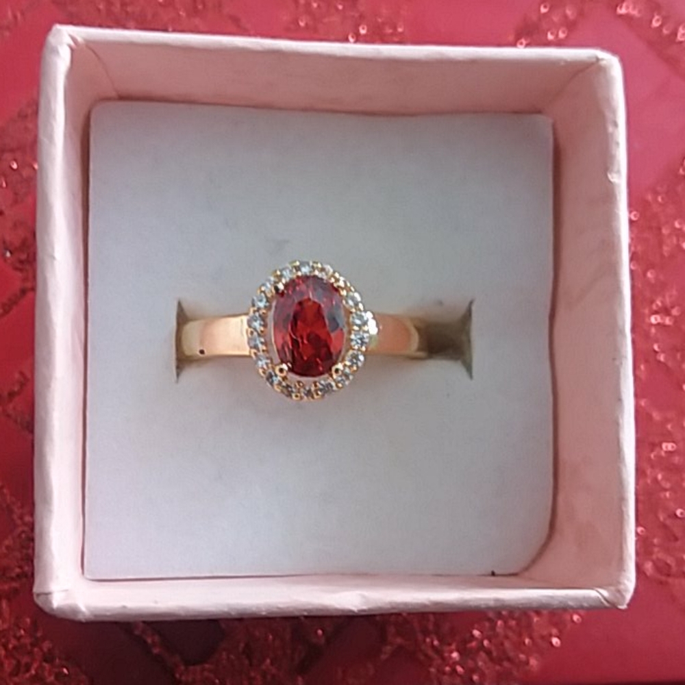 Brand new size7 18kt gold filled